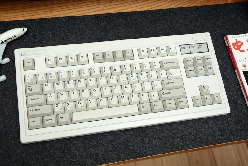 大爷的外观、小伙的心，腹灵OG87复古灰三模机械键盘开箱