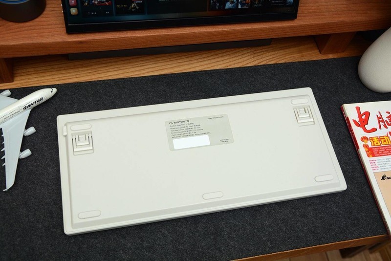 大爷的外观、小伙的心，腹灵OG87复古灰三模机械键盘开箱