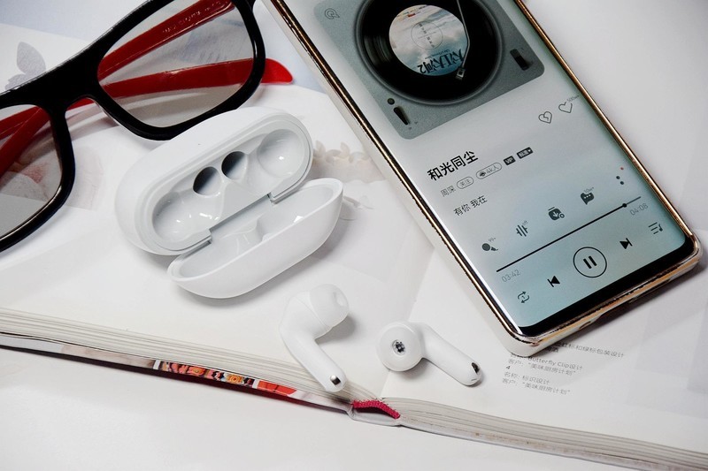 降噪耳机难选？Hi-Res金标认证的泥炭Capsule3 Pro,素质有点咋舌