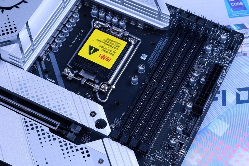 用深圳优惠券撸白色双塔风冷性价比咋样？东海双子星S9 EX装机实测