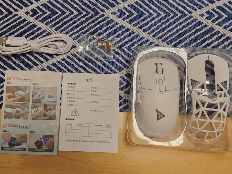 99块买「电竞六边形战士」？亲测一个月说说大实话