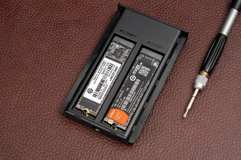 不用NAS也能搞定家庭数据中心，海美迪云存宝C2私有云盘体验