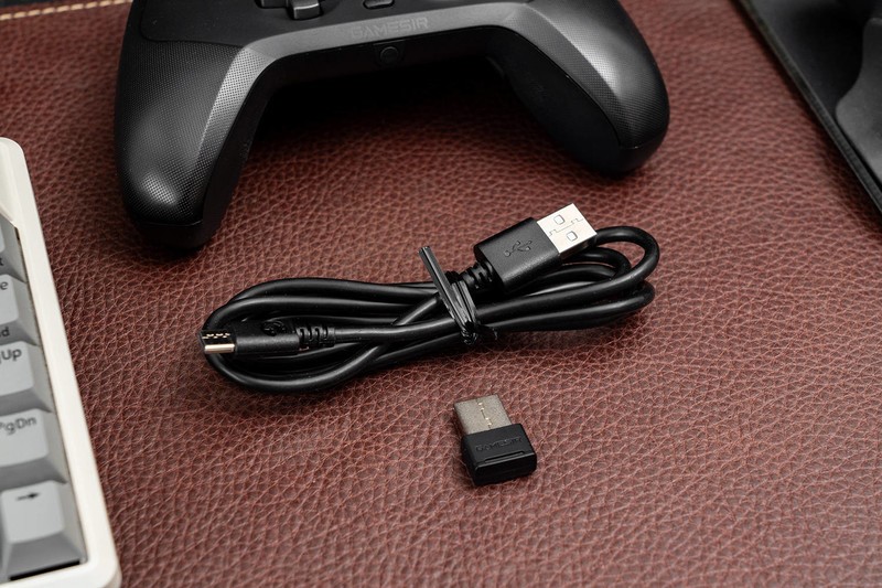 三模双霍尔，国产游戏手柄巅峰之作，盖世小鸡风行者Pro体验