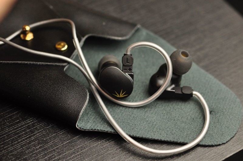 129元的Type-C耳机水月雨竹2试听，均衡、稳健，乐感生动