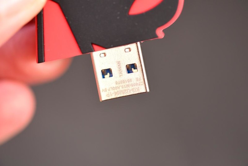 巨人如石！金士顿35周年纪念U盘全网首晒