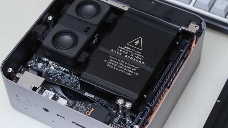 突破限制！零刻GTi13 Ultra+扩展坞组合挑战桌面替代终极目标