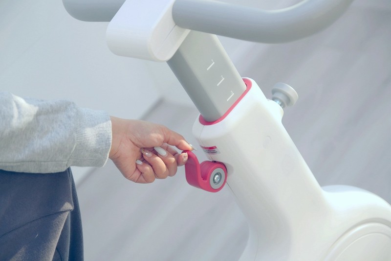 减肥似乎也没那么难，野小兽小白驹速燃单车新体验