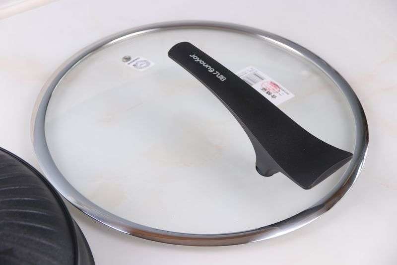 可用钢丝球清洗，不放油可煎鸡蛋！这才是最理想的不粘锅