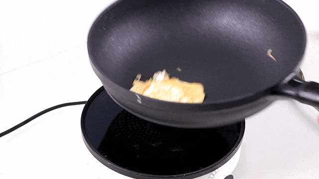 可用钢丝球清洗，不放油可煎鸡蛋！这才是最理想的不粘锅