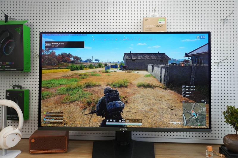 高端更疯狂，微星MPG 322URX ，用DP 2.1+QD-OLED打造无敌显示盛宴