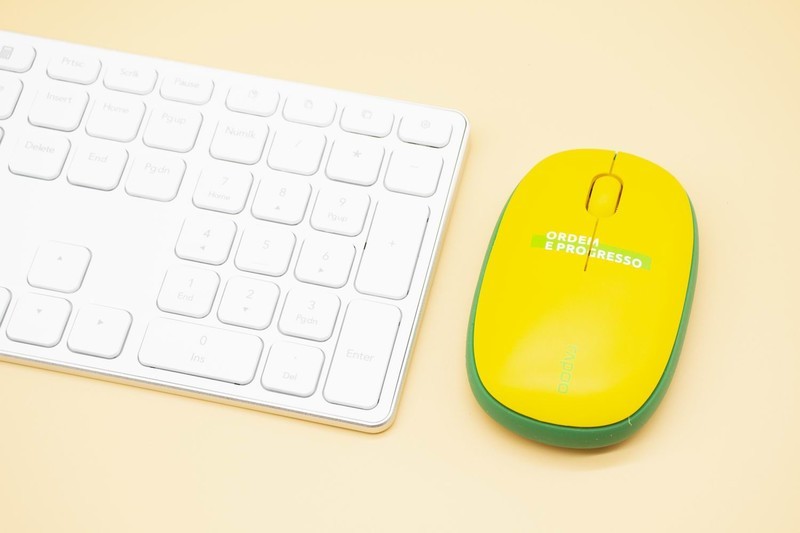 世界杯球迷外设：雷柏M650 Silent世界杯无线鼠标评测