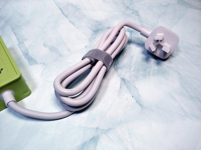 桌面多功能充电器，安全快充又好用：IDMIX氮化镓65W插线排