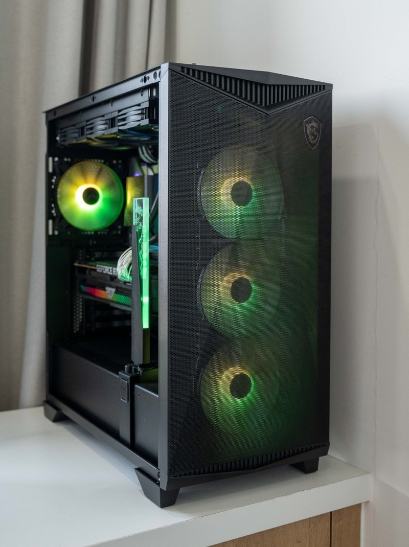 爆款背后的国产巨头亲自下场，佰维WOOKONG DX100 DDR5 6800内存首晒