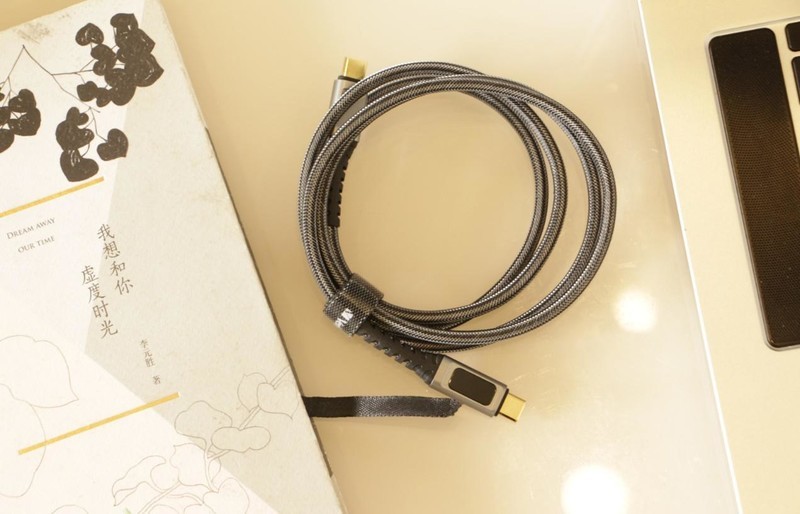 威宝100W数显快充数据线体验！应该是市面上能买到最好用的充电线