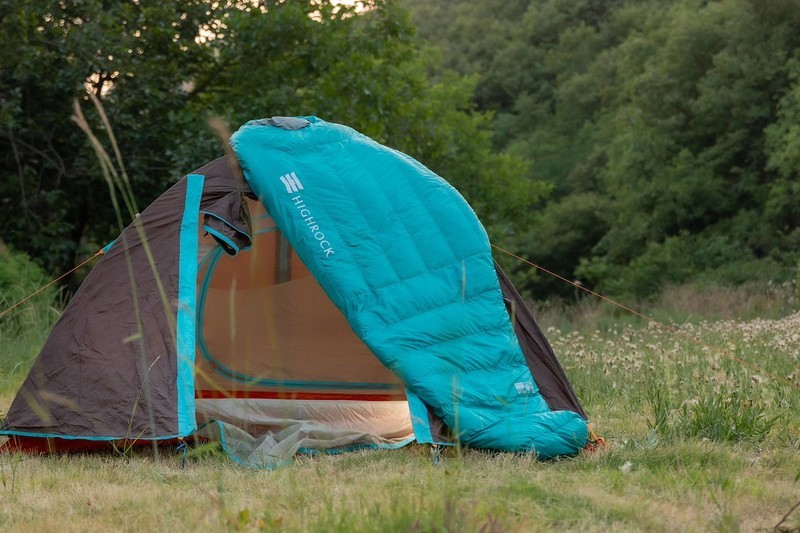 我与天石极光睡袋的首次邂逅， 就让我发现了这片绝佳露营地