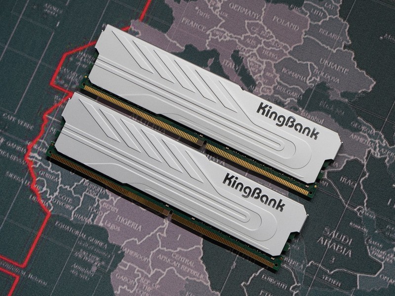 小操作能让核显性能提升？金百达银爵DDR4 3200MHz 32GB上手体验