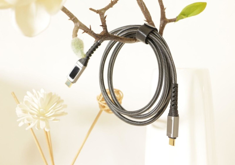 威宝100W数显快充数据线体验！应该是市面上能买到最好用的充电线