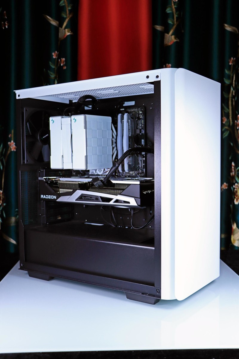 5700X 高性价比整机深度实测，FSR 2.0 技术不了解下？