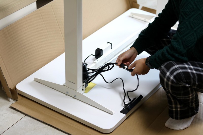 坐站交替办公是什么体验？北弧升降桌+显示器支架，腰真的不酸了