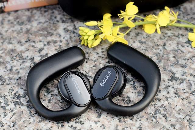 零重力无感佩戴 不入耳更安全——sanag Z30s 蓝牙耳机测评