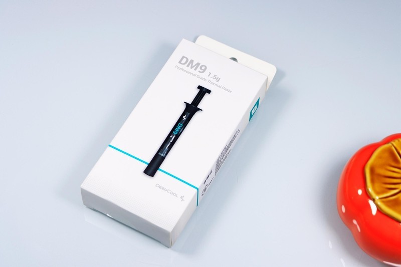 用 B760 小吹雪 + 4060 Ti 欧泊白 + 雷克沙 ARES 套装打造高性价比的小钢炮