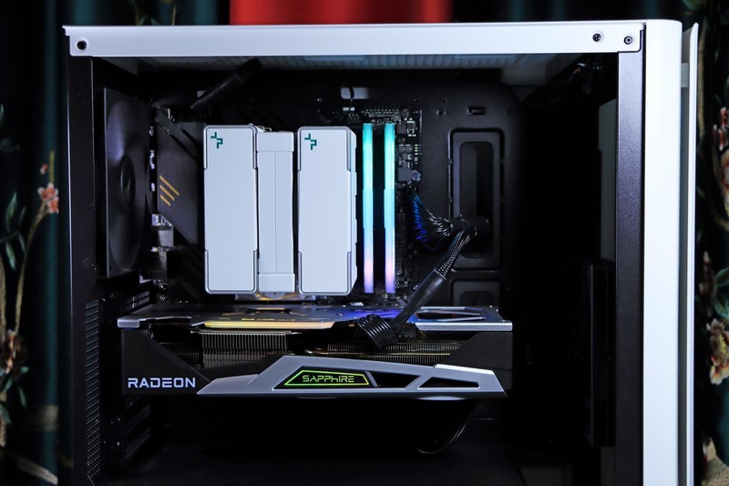 5700X 高性价比整机深度实测，FSR 2.0 技术不了解下？