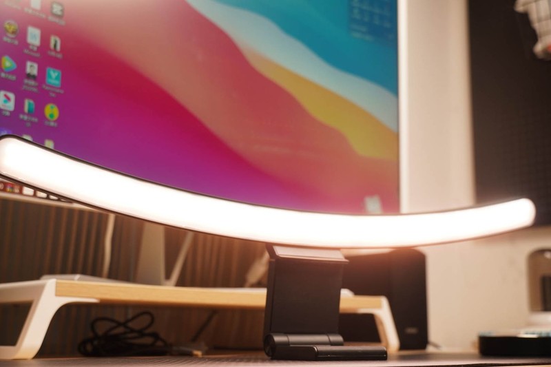 LYMAX 徕美视 防蓝光拾音屏幕灯（曲屏版）体验