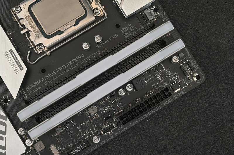 在家也能体验网咖高端卡的爽快，自己动手装一套能打又能看的RGB游戏主机