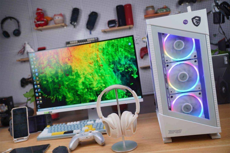 中高端玩家的智选，2K高帧利器-索泰RTX 4070 X-GAMING OC欧泊白分享