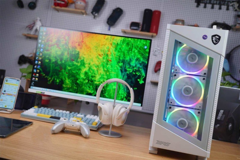 中高端玩家的智选，2K高帧利器-索泰RTX 4070 X-GAMING OC欧泊白分享