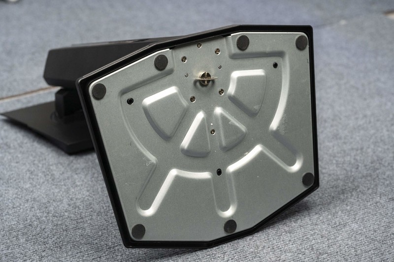 量子点技术加持 显示效果出彩 微星MAG 321UPX QD-OLED显示器评测