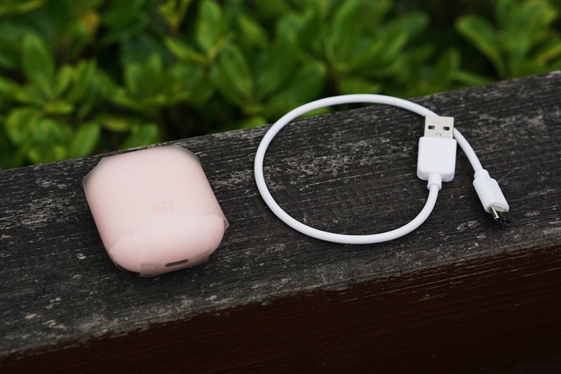 好看，动听且舒适，这款半入耳式TWS值得入手