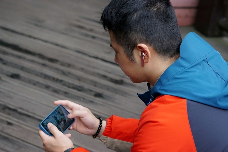 好看，动听且舒适，这款半入耳式TWS值得入手