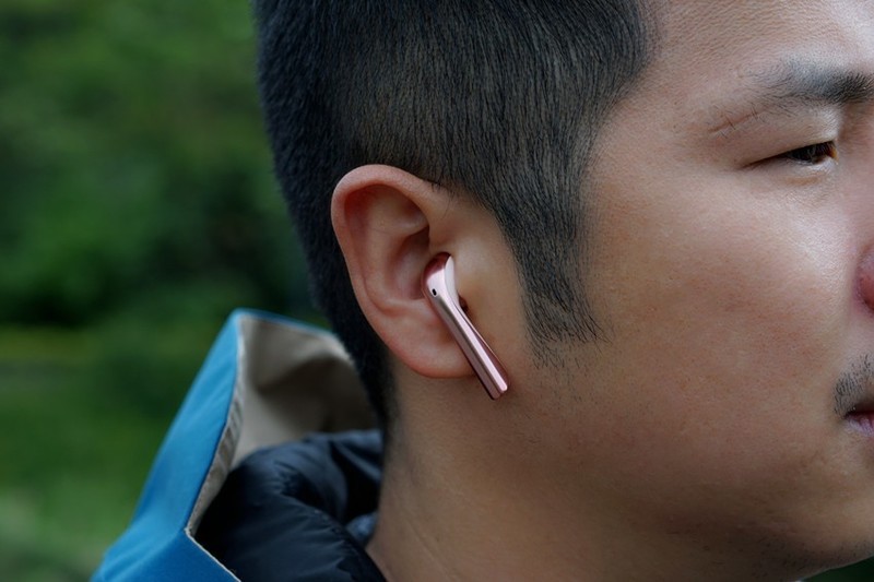 好看，动听且舒适，这款半入耳式TWS值得入手