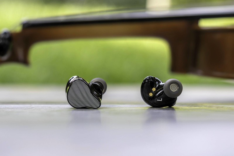 高品质蓝牙耳机如何选？惠威SWAN AW-75，让你静享美妙音乐