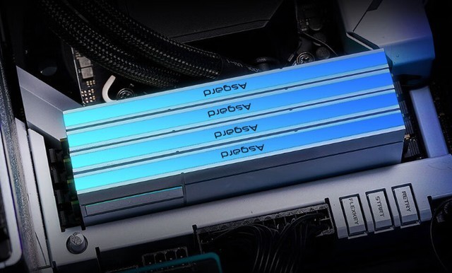 电脑装机进行时！DDR5新时代，光威的这几款性价比内存条你得知道