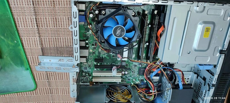 购买一分四风扇集线器的原因现公布，暂无好友猜中原因！