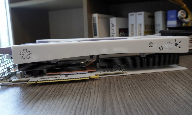 双11大件评测——甜妹系设计的RTX3070花嫁，沉浸式享受高清高帧大作