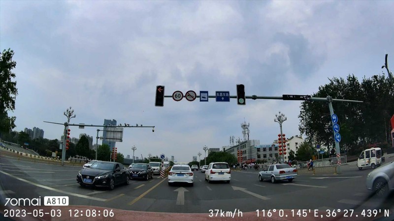 索尼IMX678图像传感器+F1.8大光圈+4k超清录像，70迈A810来袭！