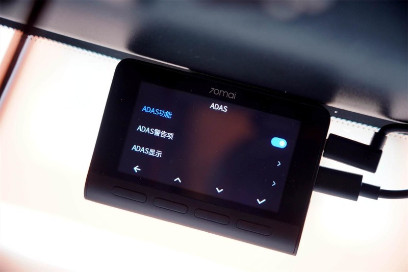 索尼IMX678图像传感器+F1.8大光圈+4k超清录像，70迈A810来袭！