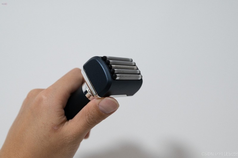 每分钟21000转超高转速，实现高效净须，告别胡渣困扰！未野MRX剃须刀实测