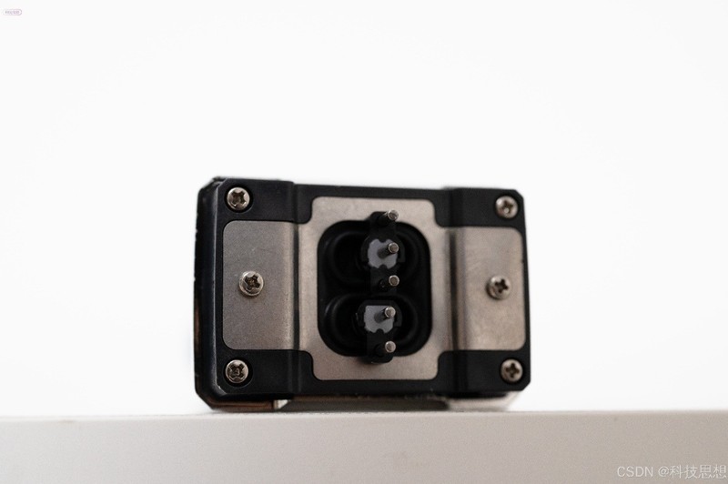 每分钟21000转超高转速，实现高效净须，告别胡渣困扰！未野MRX剃须刀实测