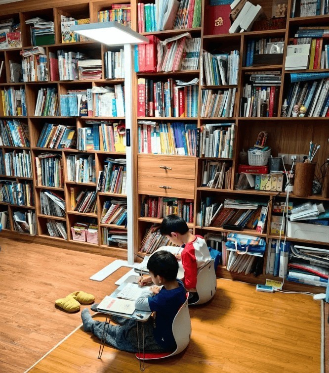 台灯落地灯最好的品牌是哪个？2025公认最好的护眼落地灯品牌推荐