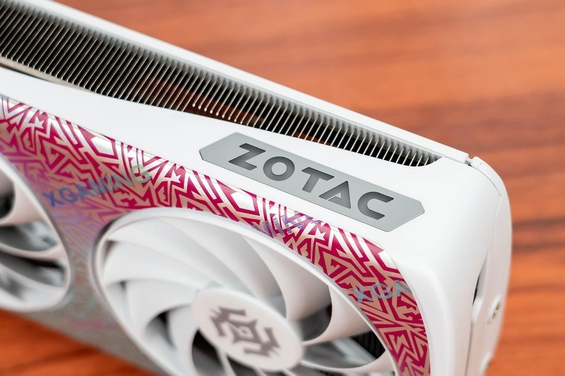 8GB显存到底够不够用？索泰RTX 5060 Ti 8GB XGAMING OC告诉你答案