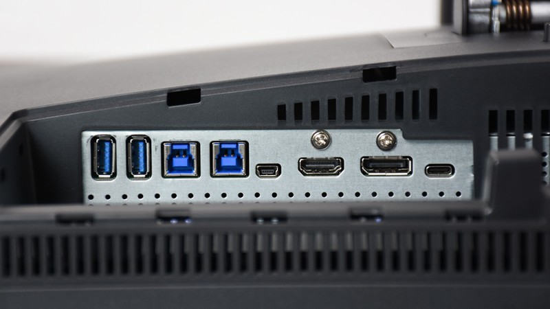 明基PD3205UA显示器：兼顾健康和设计生产力