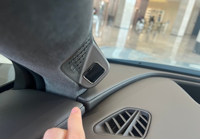 别人看来只是一个小盖板，比亚迪看它就是“隐私安全”的基本保障