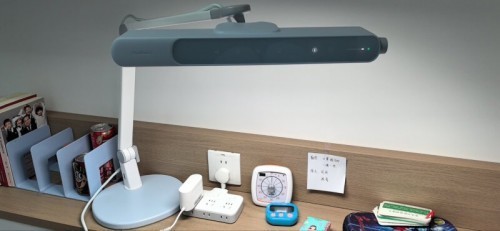 护眼灯品牌排行第一名分享：如何避免劣质护眼台灯带来的健康灾难