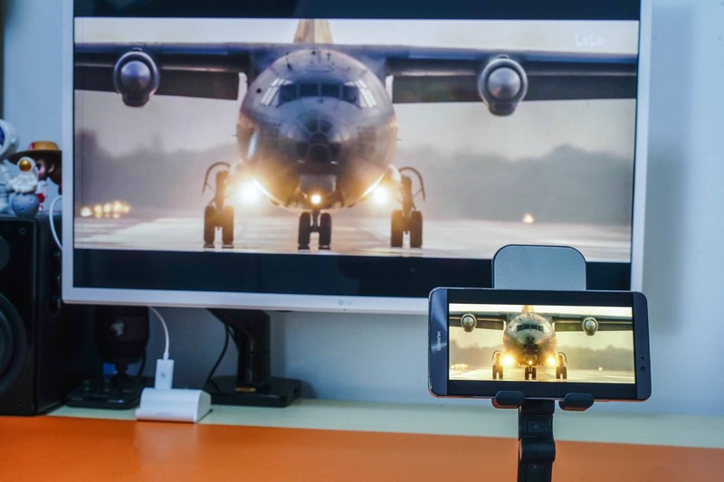 傻瓜式操作，老人都能玩转——易投熊T1无线影音投屏套装