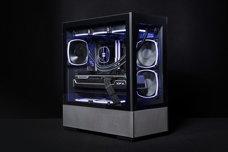 不一样的海景房 — MONTECH SKY TWO装机展示