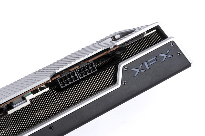 不一样的海景房 — MONTECH SKY TWO装机展示